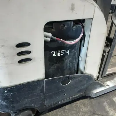 USED 2016 CROWN RR5725-45