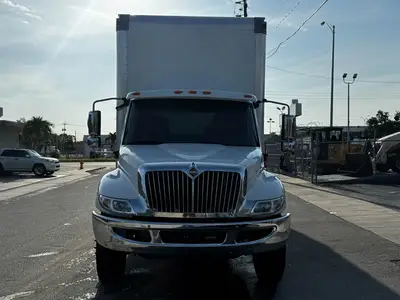 Used 2020 INTERNATIONAL MV607 Box trucks Florida US | Truck and Van Outlet #1509202