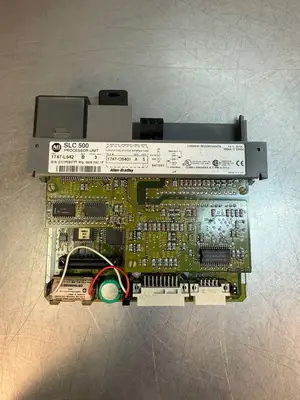 Allen Bradley 1747-L542 /B Rev 3 SLC 500 5/04 CPU (4.3.3)