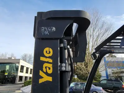 USED 2010 YALE GLC080VXNGSE088