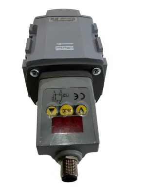 NEW PARKER P32PA94ED2VM1A PNEUMATIC REGULATOR