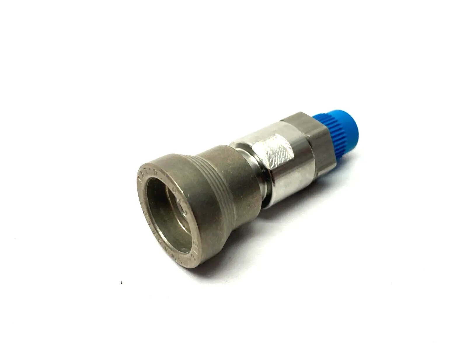 USED SWAGELOK STAINLESS STEEL QUICK-CONNECT BODY, 1/8" MALE NPT