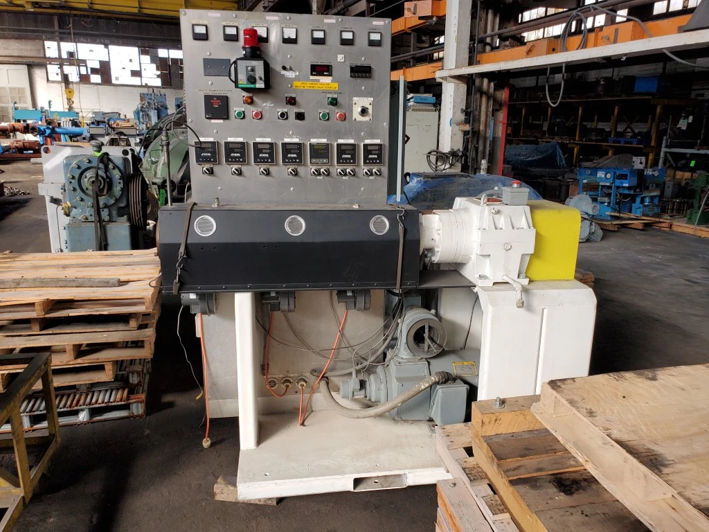 Sterling Plastic Extruder 2"