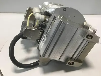 USED LEYBOLD TW250 S