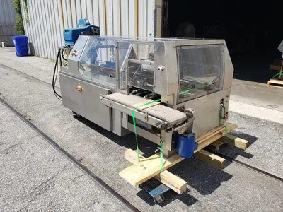 USED BRADMAN LAKE COMPACT R TRISEAL CARTON CLOSER