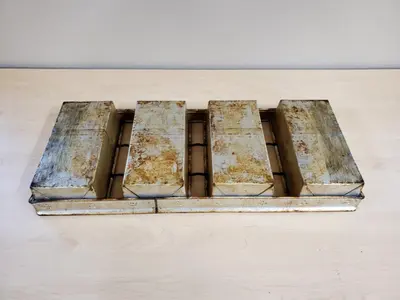 4-Strap Loaf Pan