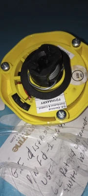 Used GE GE Rotary Disconnect Switch Handle Relays & Switches Arizona US | ASSET CONVERSION SPECIALISTS, INC. #1348198