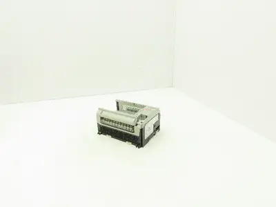 Allen Bradley 1764-24BWA MicroLogix 1500 Base 24 Point Controller Ser B Rev B