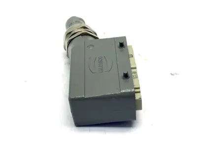 19 30 016 1521,09 33 016 2601 | Harting 19 30 016 1521 Hooded Industrial Connector 09 33 016 2601 - Used