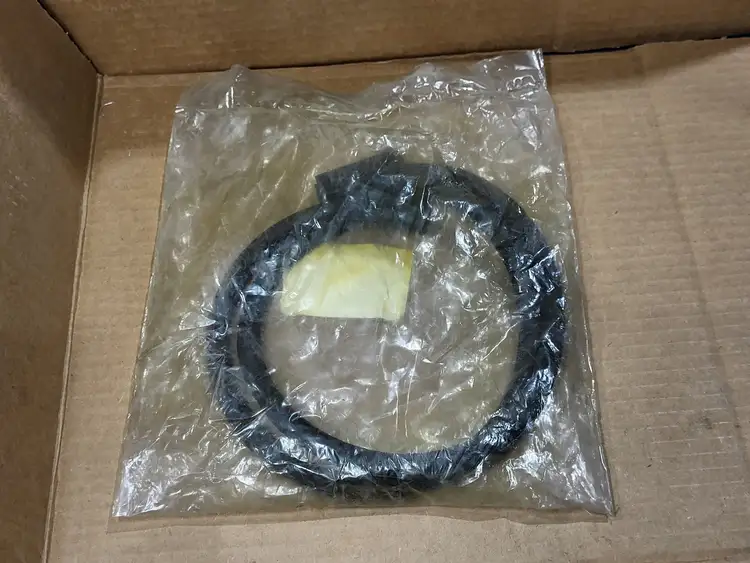New | in-Stock KOMATSU 426-70-11170 Parts British Columbia CA | Lenmark #914227