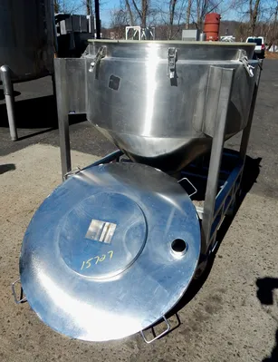 USED 20 CU/FT BULK HOPPER 20 CU/FT