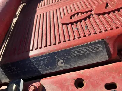 USED 2015 KENWORTH T800