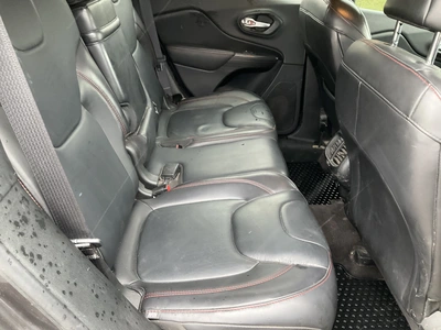 USED 2016 JEEP CHEROKEE
