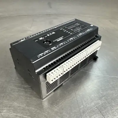 Eaton ELCM-PH40NNDR-1 Input100-240V Output 2.0A Programmable Logic (BIN-1.1.1)