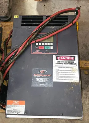 USED 2015 CATERPILLAR 2ET4000