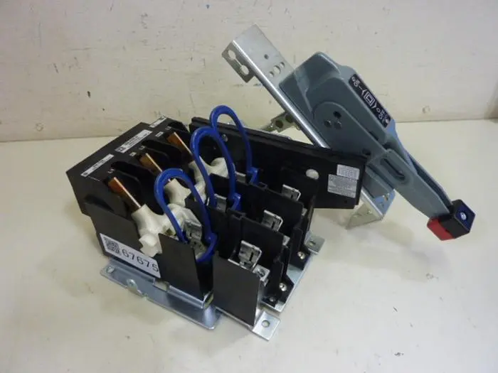 Used SQUARE D 9422TCF33 Relays & Switches Michigan US | Ideal Machinery #604261