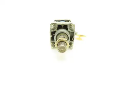 Wabco Westinghouse Pneumatic Air Cylinder 2.5" Bore 1" Stroke Clevis Mount