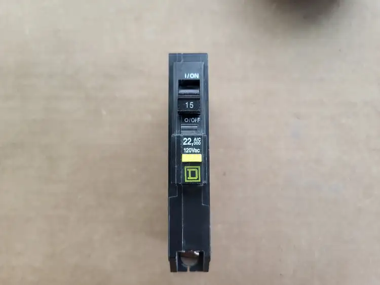 Used SQUARE D QOB115 Switchgears British Columbia CA | Lenmark #1438703