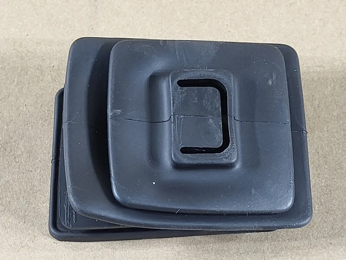 NEW TOYOTA 31126-60050
