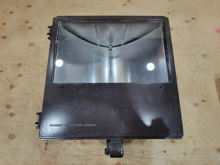 Used DAY-BRITE-LIGHTING FLM400STT-CUL-LP-ISF Lighting British Columbia CA | Lenmark #254212