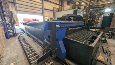 USED 2015 PINNACLE SHAPEWIZARD