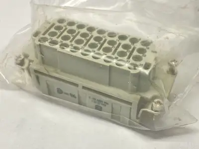 NEW HARTING HEAVY-DUTY CONNECTOR 32 POSITION FEMALE HAN 32 EE-F-C