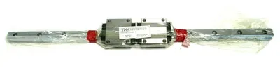 NEW BOX OF 2 THK HSR25A2UU+640L-II LINEAR GUIDE HSR25A2UU640LII