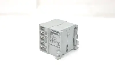 USED ALLEN BRADLEY 700-MB220*