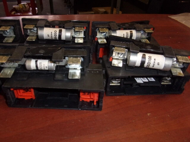 Used Strip fuse blocks 21988 Fuse Accessories Arizona US | ASSET CONVERSION SPECIALISTS, INC. #312655