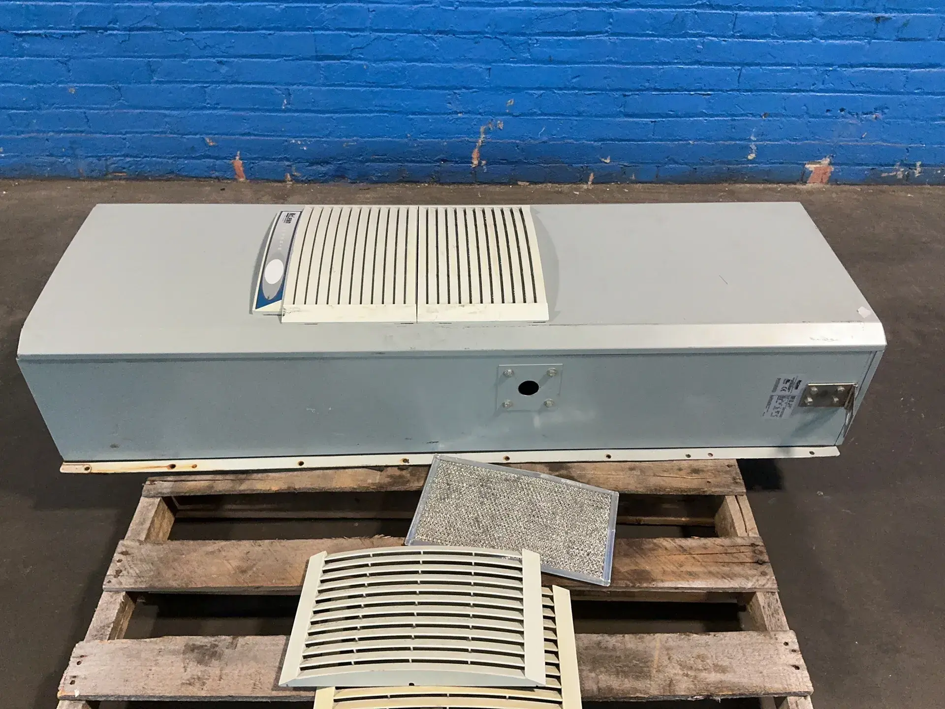 Used MCLEAN THERMAL M521226116 Air Conditioning Equipment Ohio US | HGR 24 #1357388