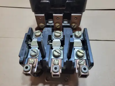 Used SQUARE D 8536 SEG-1 Starters British Columbia CA | Lenmark #1488934