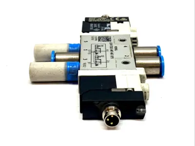Used Festo Dual 3/2 Solenoid Valve 24VDC w/ VAVE-L1-1R8-LR Solenoid Valves Michigan US | Maverick Industrial Sales #1398145