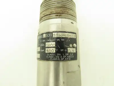 Promag LS31SSH-6S-15 High Pressure Level Switch 1600PSI 400°F 1-1/2NPT