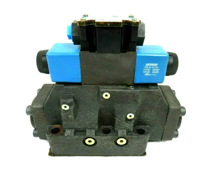 NEW VICKERS DG5S-8-2N-M-FTWL-B5-30 VALVE 02-128027 DG4V-3S-6N-M-FTWL-B5-60