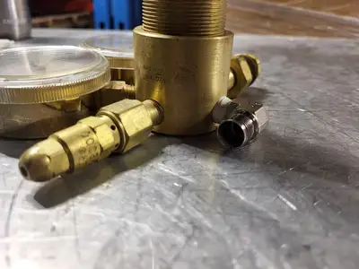 Heavy-Duty/High-Capacity Gas Regulator SR4G-680
