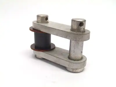 USED MILCO LINK ASSEMBLY 2 1/2"