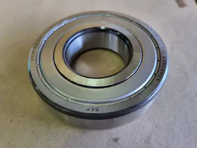NEW SKF 6310-2Z/C3