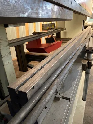 Accurpress 320 ton x 14′ CNC Press Brake