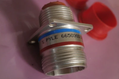 NEW GOLD CONNECTOR PYLE 665035 CN1635-13 6C379-2145-6P