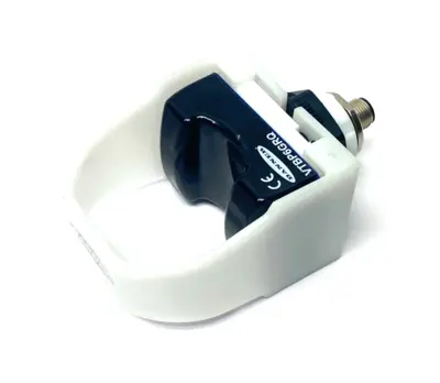 USED BANNER ENGINEERING VERIFICATION TOUCH BUTTON 2-COLOR M12 5-PIN 75937
