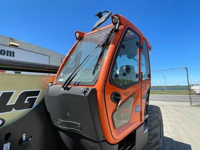 USED 2023 JLG 1075