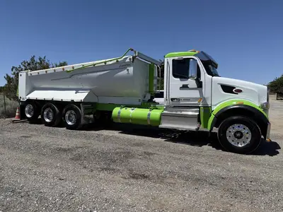 USED 2020 PETERBILT 567
