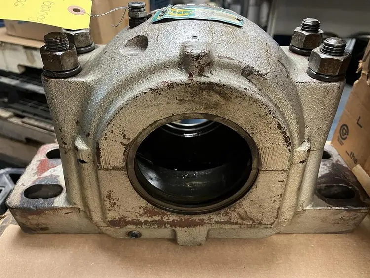 Used FAFNIR SAF-522 Bearings | Surplus Asset Holdings #1218340