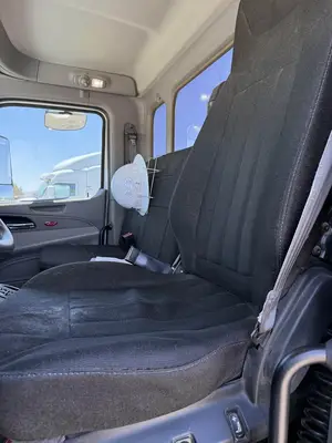USED 2020 PETERBILT 567