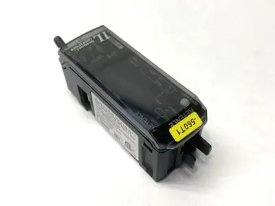 USED KEYENCE ANALOG LASER SENSOR AMPLIFIER MAIN UNIT CUT CORD
