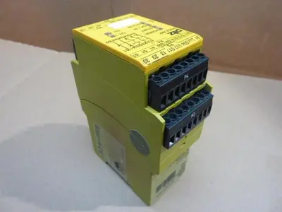 USED PILZ PNOZX8P24VDC3N/O2N/C2SO