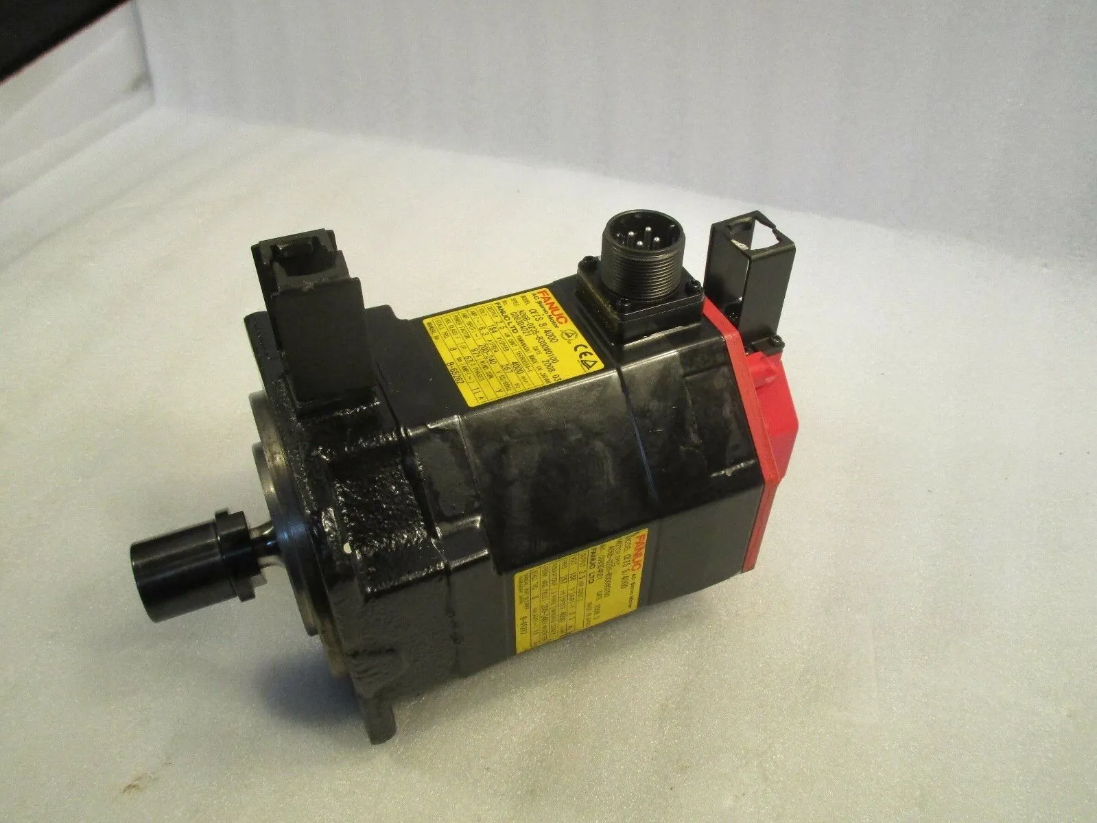 USED Fanuc A06B-0235-B300 #0100