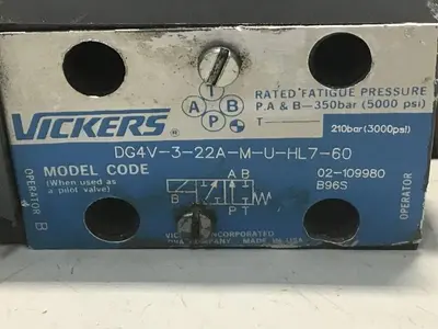 USED VICKERS DG4V-3-2A-M-U-HL7-60