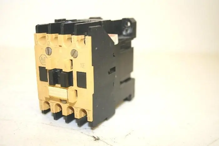 Used ALLEN BRADLEY 100-A12ND3 SER A PLC Contactors | Ideal Machinery #623583