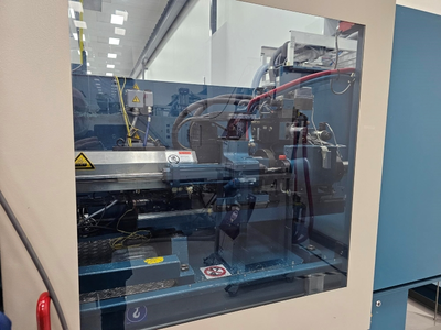 USED 2002 FERROMATIK MILACRON K-TEC 110S/2F